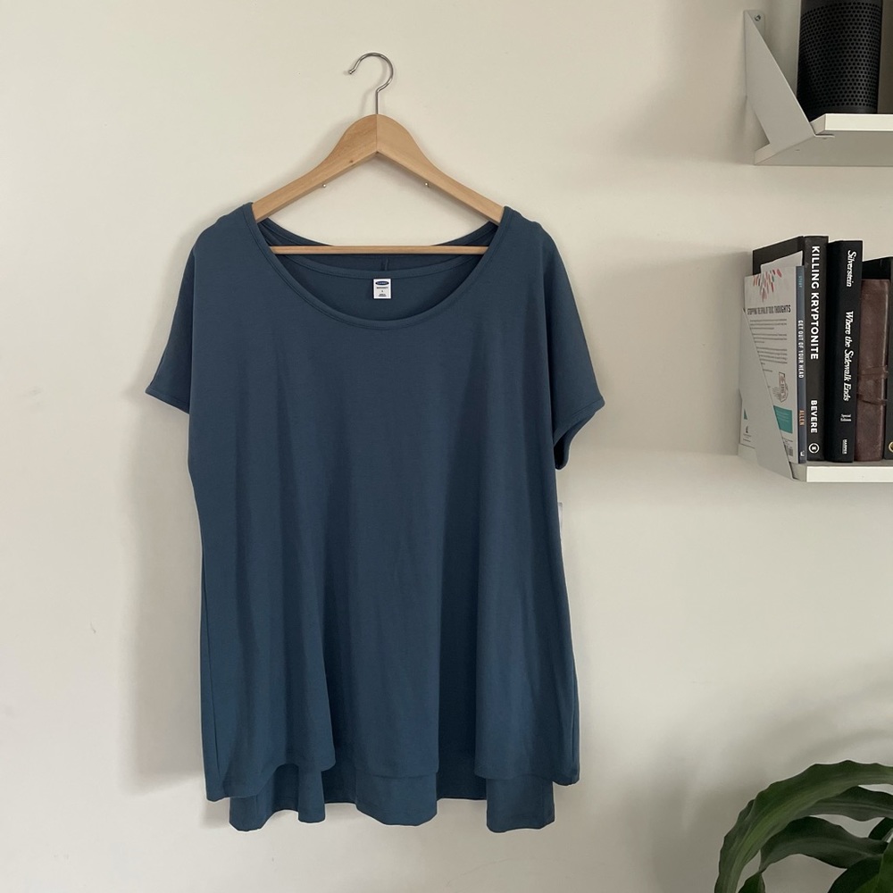 NEW Old Navy Maternity/Nursing Shirt